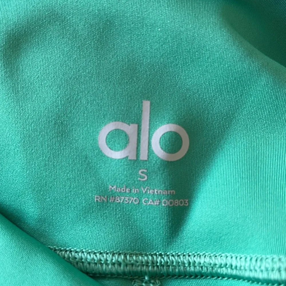Alo Yoga High Waisted Airlift Lettuce Green Athletic Workout Leggings EUC Size S